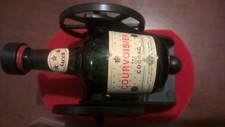 Mignonette Courvoisier con il suo supporto cannone (Pezzo raro)