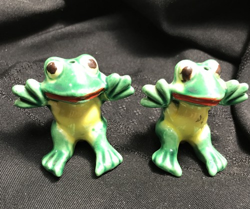 Victoria ceramics japan toads - ceramics,
