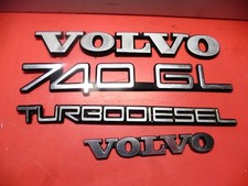 Lot 6 - de 4 Emblèmes de