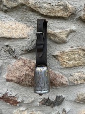 CLOCHE Ancienne SONNAILLE en