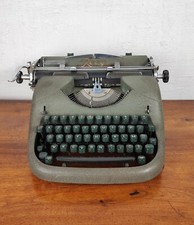 déco industrielle magnifique machine à écrire verte Rooy cla vier Azerty