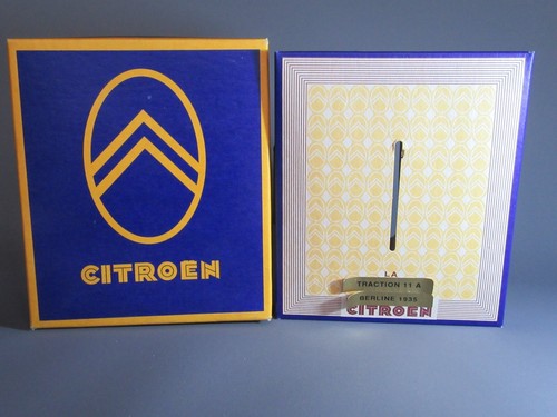 Boite vide norev citroën - 1/43,