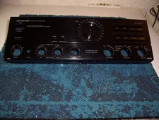 facade ampli onkyo intégra