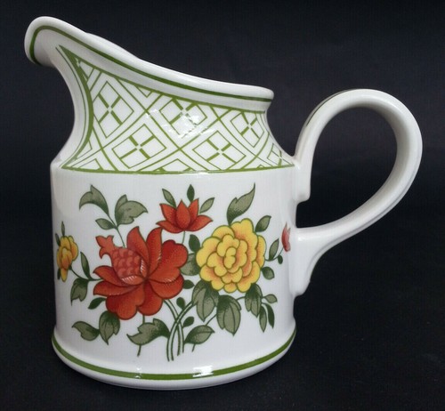 Superbe pot lait cremier - lait,