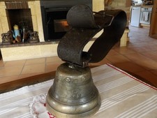 Ancienne grosse cloche - , de