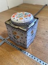 N.2 Ancienne boîte a Thé Françoise Saget.￼