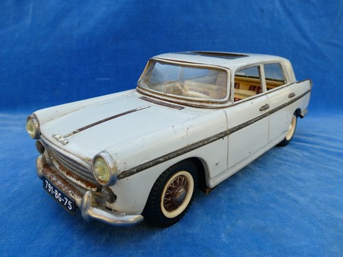 Rare jouet toy joustra - !,