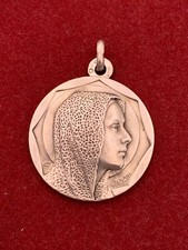 Médaille religieuse Vierge Marie en argent Art Déco années 1930 Arthus Bertrand