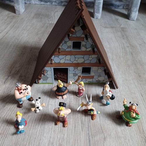 Figurine maison asterix - figurine,