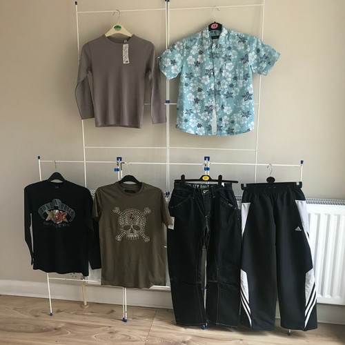 Vêtements enfant assortis