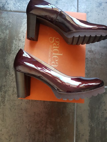 Escarpins vernis cuir neufs - escarpins, 38