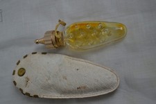 ANCIENNE BOUTEILLE DE PARFUM CARON POIVRE