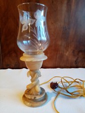 Ancienne lampe pied en albatre,globe verre gravé