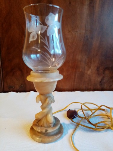 Ancienne lampe pied - , en
