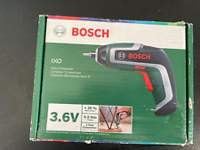 Visseuse sans fil Bosch IXO 7 avec 10 embouts et boite de rangement