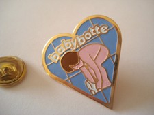 PINS RARE COEUR BABYBOTTE