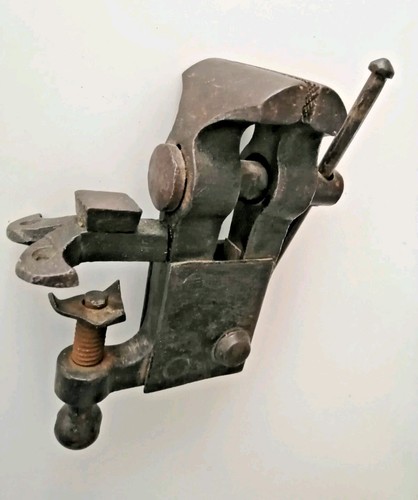 Ancien petit étaux métal - petit,