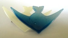 Broche Épingle 2 Oiseaux Hirondelle résine bleu blanc superbe bijou Rétro 4465