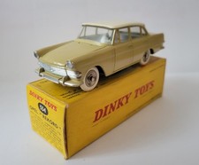 DINKY TOYS 554 OPEL REKORD