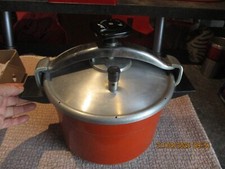 Ancienne Cocotte Minute SEB Orange D/ intérieur 24.5cm