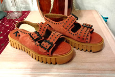 Kickers sandales p 39