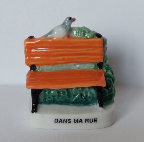 Feve dans rue - ,