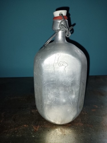 Ancienne gourde mineur - , en