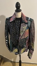 Très Belle Veste De