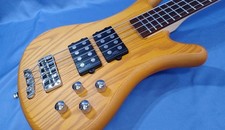 Guitare basse électrique