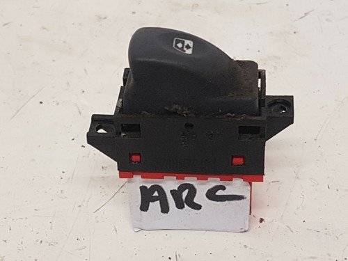 Bouton lève vitre arrière