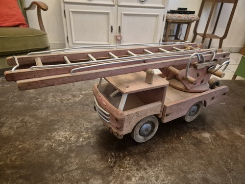 Camion pompier bois dejou - dejou,