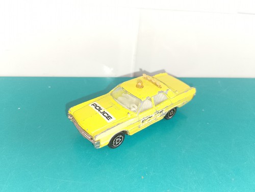 0606264 voiture majorette - voiture,