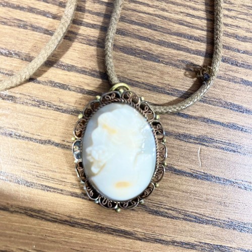 Collier camée vintage années
