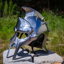 Réplique romaine casque