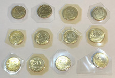 LOT DE 12 PIECES DE 20