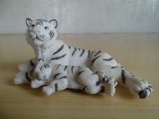 figurine tigre blanc plâtre