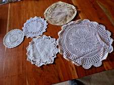 Linge ancien 5 Napperons  avec