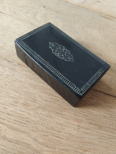 Petite boite ancienne - boite,