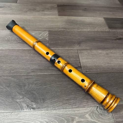 Flûte articulée japonaise