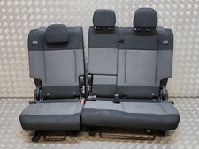 Sièges arrière tissu noir / gris - Citroen C3 Aircross - Mica grey