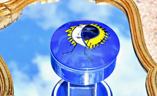 Paul Flickinger, et LUNEVILLE — Boite ovoïde en faïence, collection « Éclipse ».