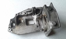 SUPPORT POMPE  A GASOIL RENAULT LAGUNA I 1 2.2D 