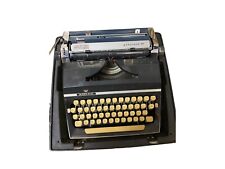 ANCIEN MACHINE A ÉCRIRE