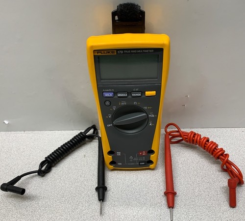 Fluke 179 multimeter with - 179,