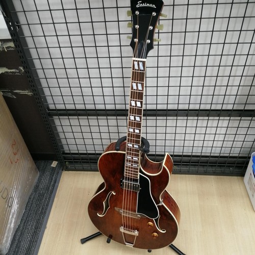 Guitare acoustique électrique