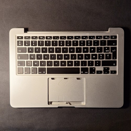 Top case bottom macbook - top, pro