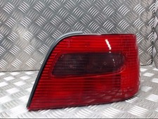 Feu arriere principal droit