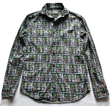 CHEMISIER fond noir imprimé