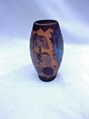 Vase motifs floraux - vase,