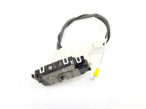 A9067201735 serrure avant
